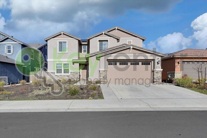 12751 Quantum Way in Rancho Cordova, CA - Building Photo