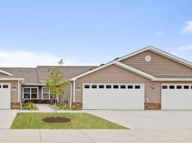 Redwood Waukee Hickman Road in Waukee, IA - Building Photo