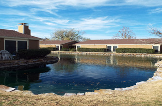 Midland Village Apartments in Midland, TX - Building Photo - Building Photo