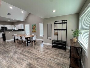 420 E Cypress St in Winter Garden, FL - Building Photo - Building Photo