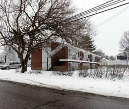 1211 W Waterloo Rd in Akron, OH - Building Photo - Building Photo