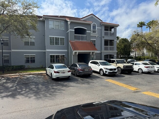 property at 18001 Richmond Pl Dr