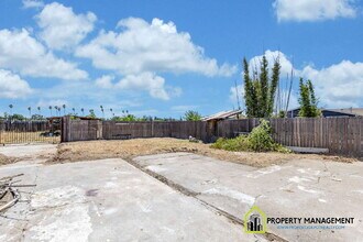 6604 Stacy Ave in Sacramento, CA - Building Photo - Building Photo