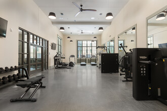 Foundry Point in Charleston, SC - Building Photo - Interior Photo