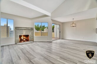 18408 Hatteras St in Los Angeles, CA - Building Photo - Building Photo