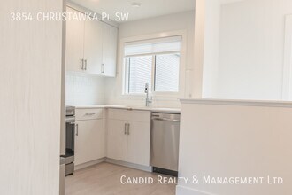 ABOVE GARAGE GARDEN SUITE IN CHAPPELLE in Edmonton, AB - Building Photo - Building Photo