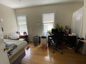 1200 Cambridge St, Unit 1210-5 in Cambridge, MA - Building Photo - Building Photo