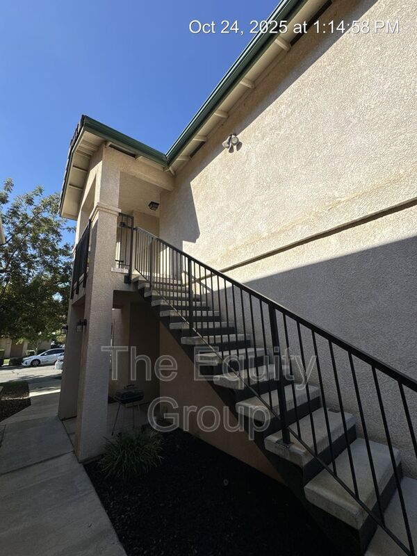 2918 N Terrace St in Visalia, CA - Building Photo - Building Photo