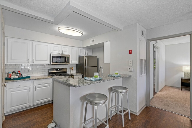 The Terraces at Lake Mary in Lake Mary, FL - Foto de edificio - Building Photo