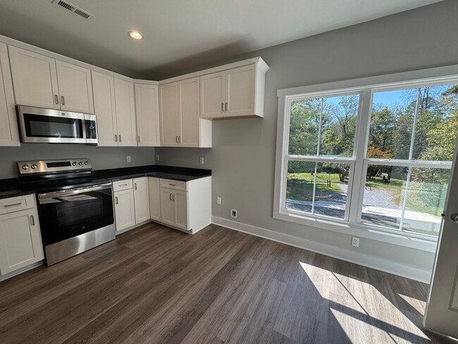 74 Pelt Ln in Evington, VA - Building Photo - Building Photo