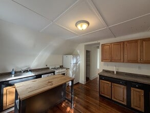 94 Morrison Ave, Unit 3 in Somerville, MA - Building Photo - Building Photo