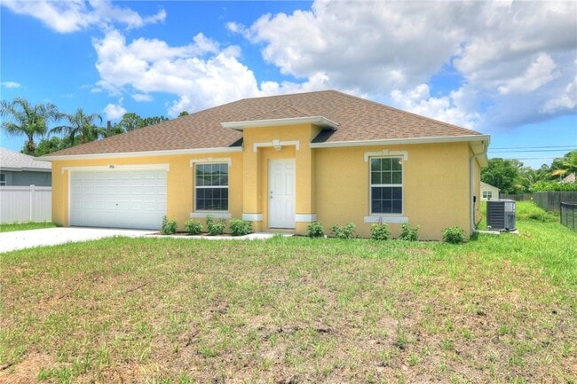 8966 101st Ave in Vero Beach, FL - Building Photo - Building Photo