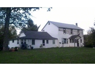 2940 Lucas Tpke in Accord, NY - Building Photo