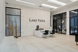 Legacy Lake Vista in Miramar, FL - Foto de edificio - Building Photo