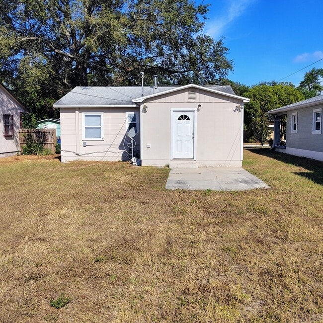 3826 14th Ave S in St. Petersburg, FL - Building Photo - Building Photo