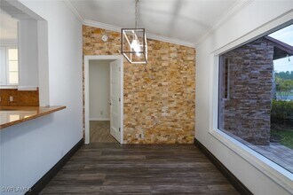 5556 32nd Ave SW in Naples, FL - Building Photo - Building Photo