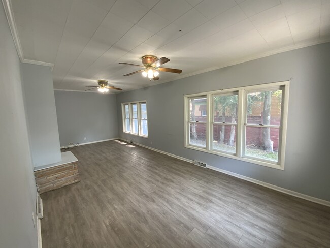 303 W 12th St in Georgetown, IL - Building Photo - Building Photo