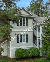 17024 123rd Pl NE in Bothell, WA - Building Photo