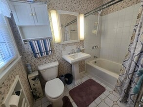 106 Parkview Ave in Covington, VA - Building Photo - Building Photo