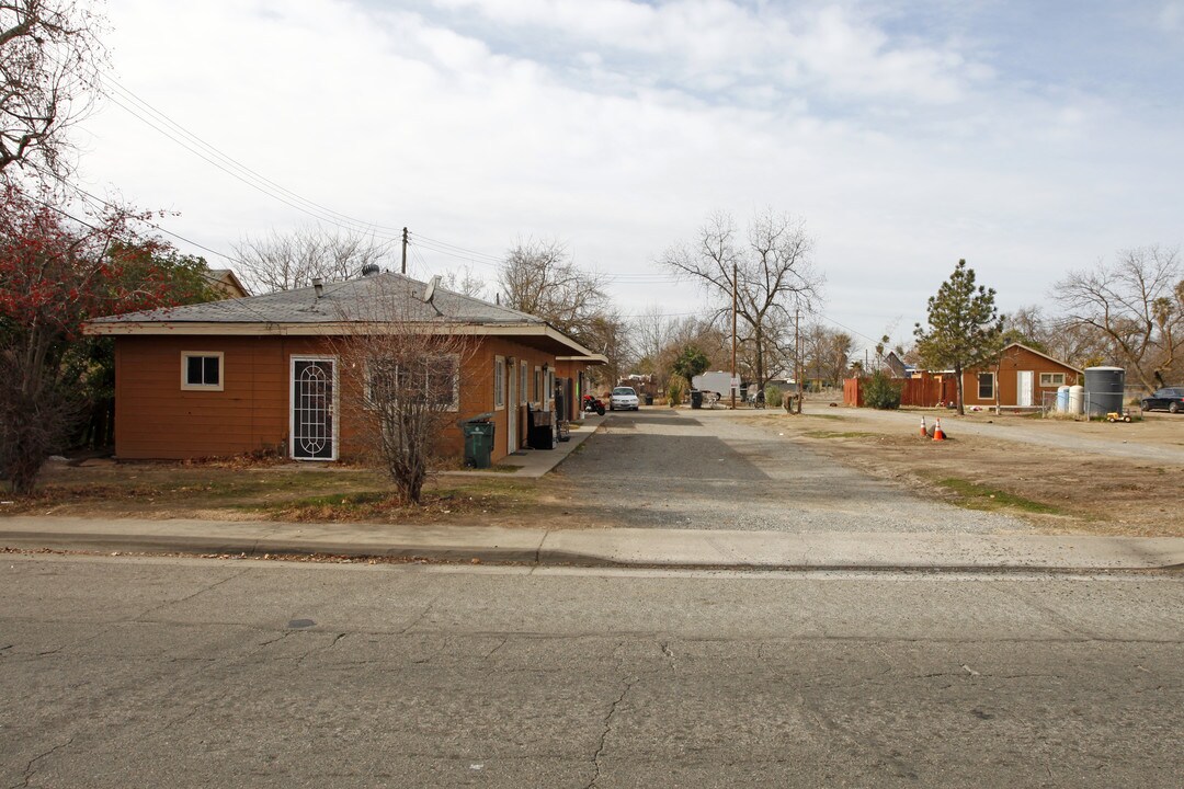 2935 Rio Linda Blvd in Sacramento, CA - Foto de edificio