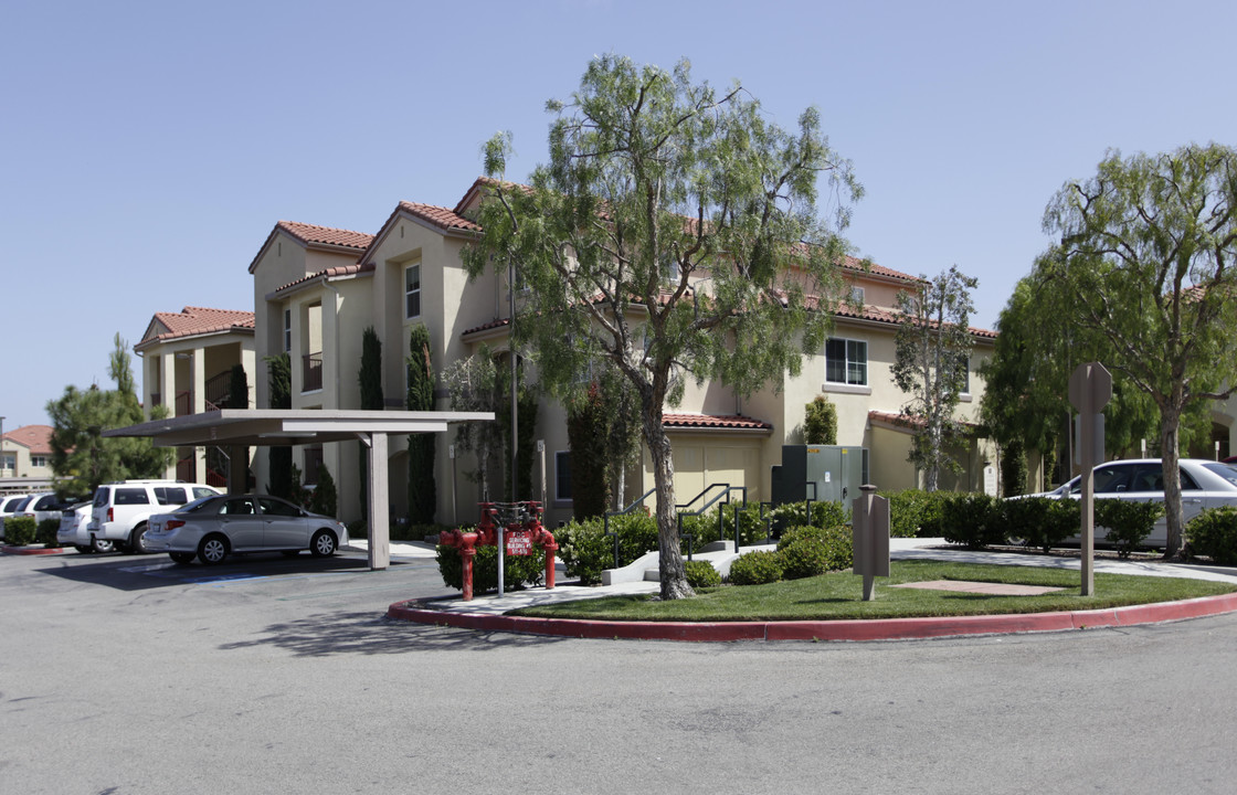 Laguna Canyon Apartments in Irvine, CA - Building Photo