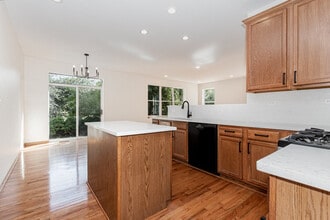 786 Bohannon Cir in Oswego, IL - Building Photo - Building Photo
