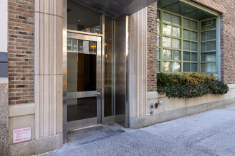 195 Hudson St in New York, NY - Building Photo - Building Photo