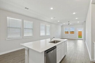 5302 Gentle Rain Dr in McKinney, TX - Building Photo - Building Photo