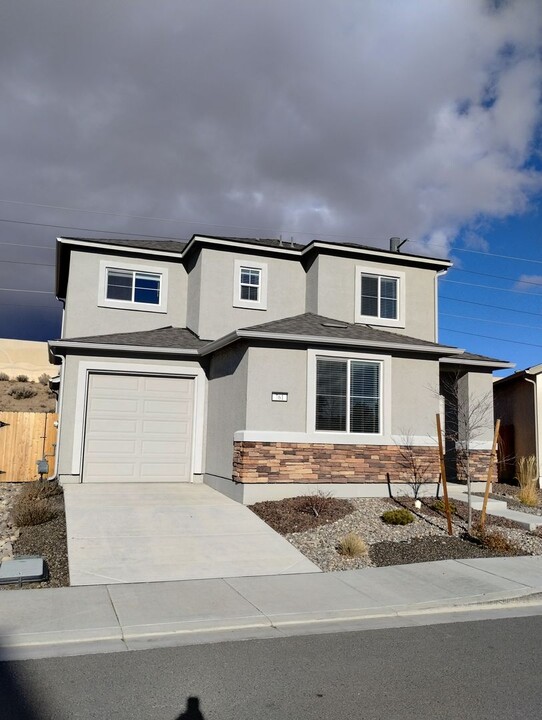 761 Crimson Cir in Carson City, NV - Building Photo