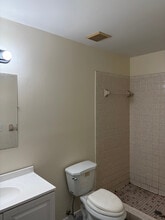 1000 Pope St NW in Palm Bay, FL - Foto de edificio - Building Photo