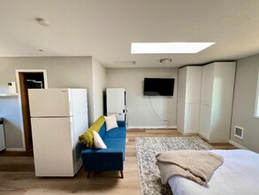 13817 2nd Ave SW in Burien, WA - Building Photo - Building Photo