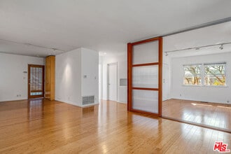 219 3rd Ave in Los Angeles, CA - Building Photo - Building Photo