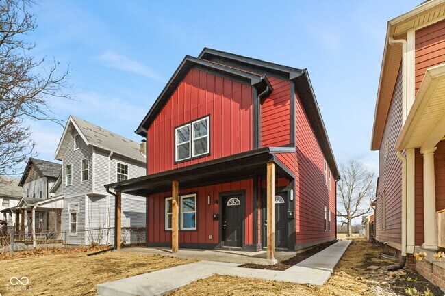 2711 Guilford Ave in Indianapolis, IN - Building Photo - Building Photo