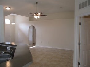 2201 Pierce Arrow Dr in Jacksonville, FL - Building Photo - Building Photo