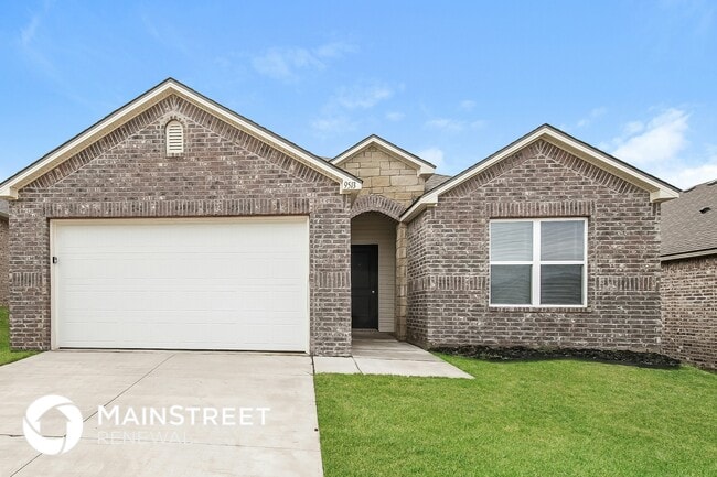 9513 Laredo Ln in Yukon, OK - Building Photo - Building Photo