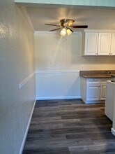 2501 Edison Ave in Sacramento, CA - Building Photo - Building Photo