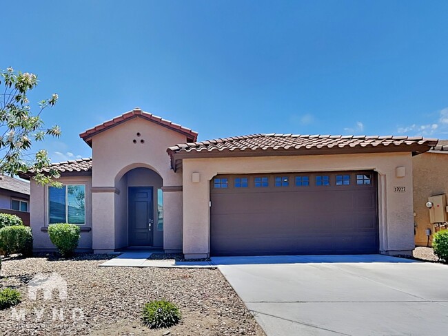 property at 17027 W Echo Ln