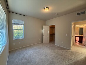 1900 Danbrook Dr in Sacramento, CA - Building Photo - Building Photo