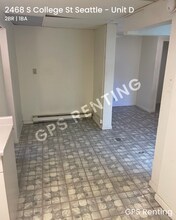 2468 S College St, Unit Unit D in Seattle, WA - Building Photo - Building Photo