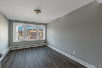 1225 Hertel Ave in Buffalo, NY - Building Photo - Building Photo