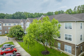 Arlington Estates Apartments in Baltimore, MD - Building Photo - Primary Photo