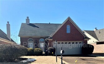 8999 Pepper Hollow Ct