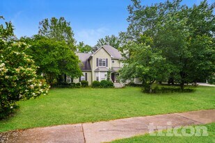 464 Walnut Creek Dr in Stockbridge, GA - Building Photo