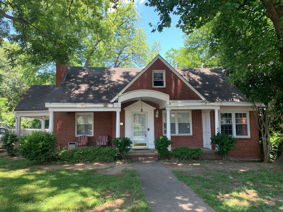 209 Delway St in Raleigh, NC - Foto de edificio