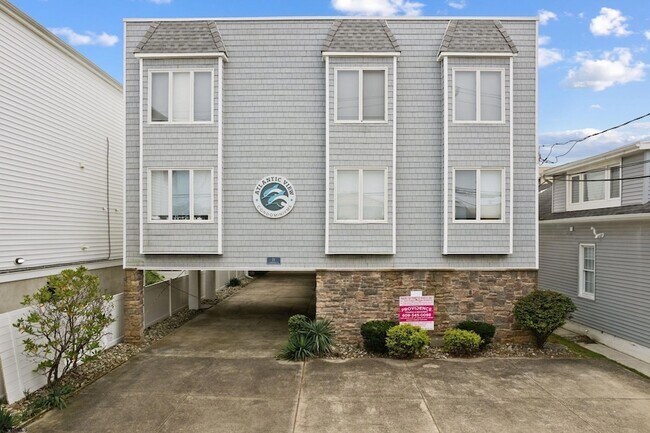 22 S Washington Ave in Margate City, NJ - Foto de edificio - Building Photo