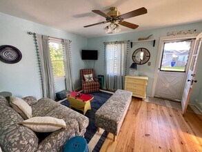 30 Dorothy Rd in Westbrook, CT - Building Photo - Building Photo
