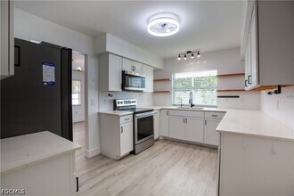 18165 Baruch Dr in Ft. Myers, FL - Building Photo - Building Photo