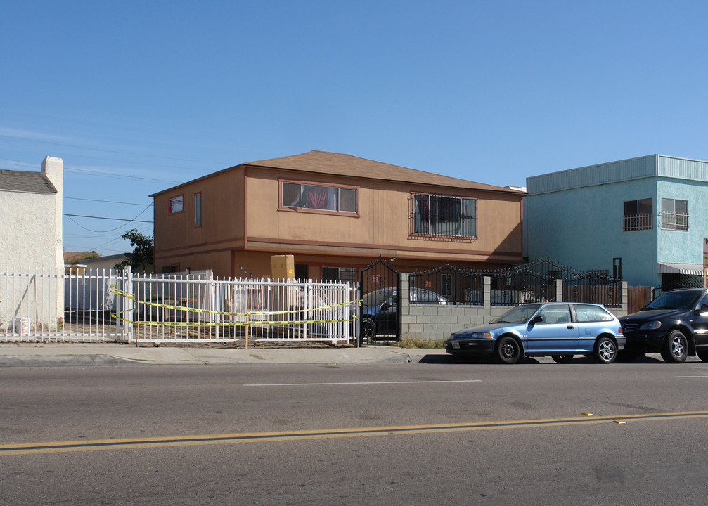 3645-3647 Fairmount Ave in San Diego, CA - Building Photo