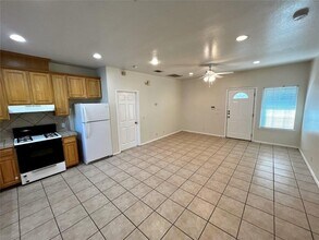 5403 Evans Ave in Austin, TX - Building Photo - Building Photo