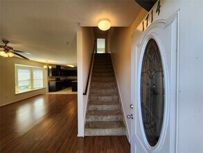 1714 Doyle Ct in Pasadena, TX - Foto de edificio - Building Photo